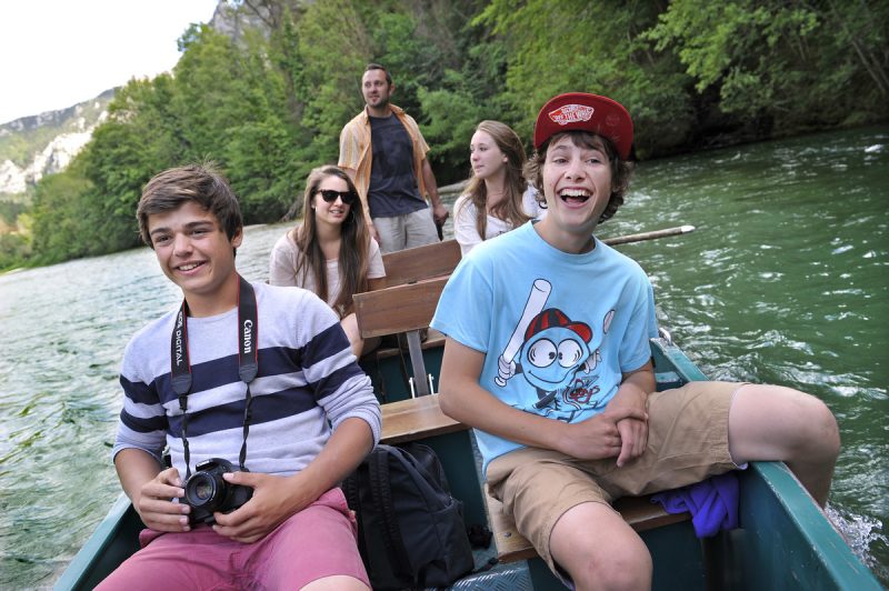 Groupe de touriste en balade dans les Gorges du Tarn